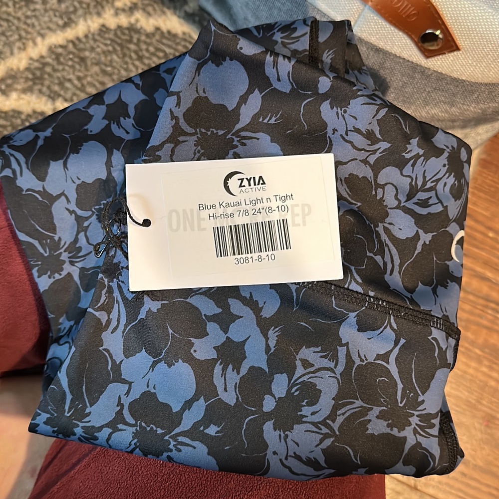 Zyia Active Blue Kauai light n tight 7/8